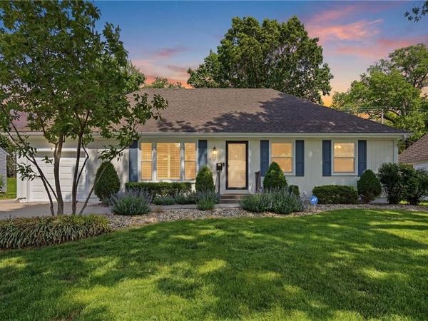4929 N Cleveland Avenue, Kansas City, MO 64119