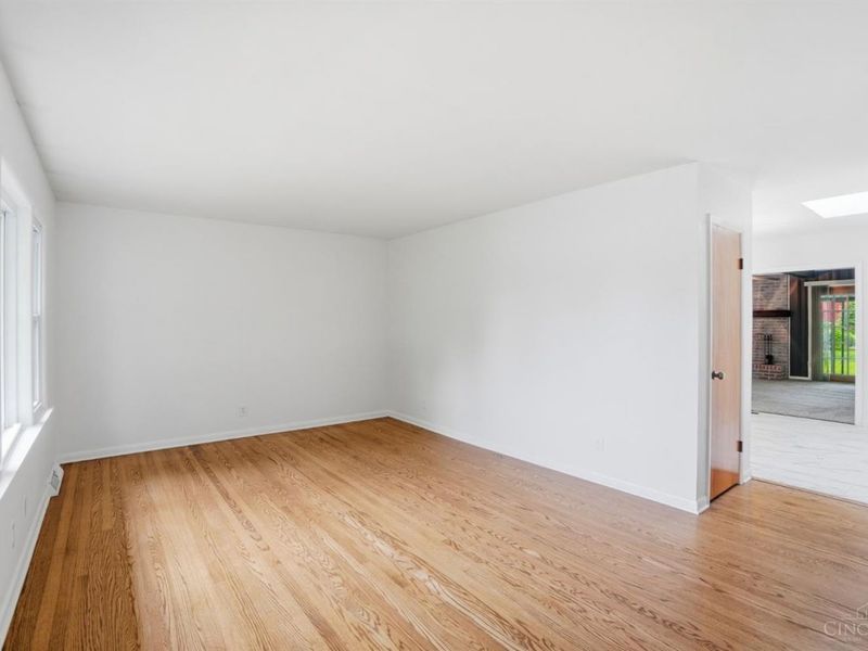 6473 Hendrickson Road, Middletown, OH 45044 Photo 7
