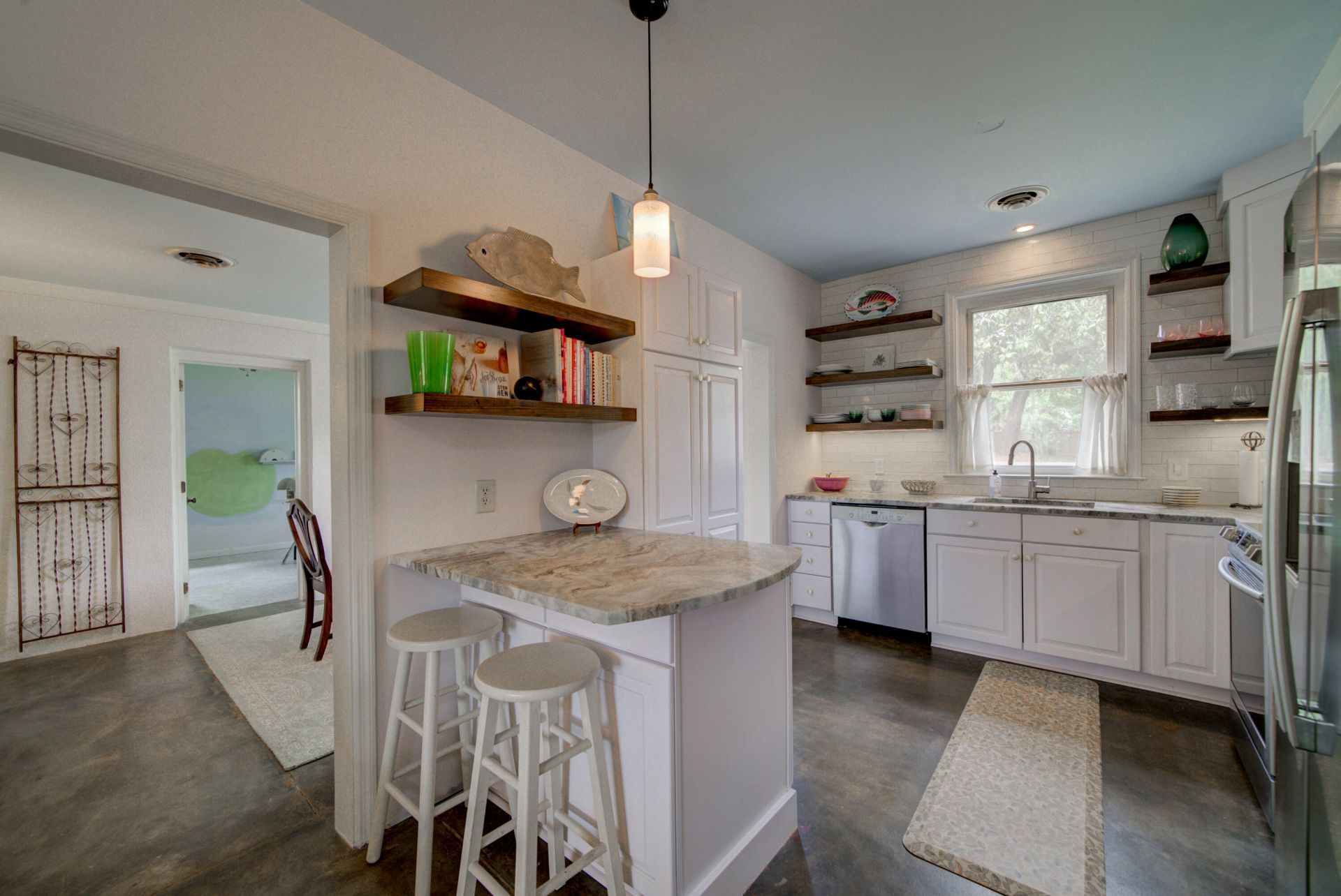 243 Bayview Drive Photo 14