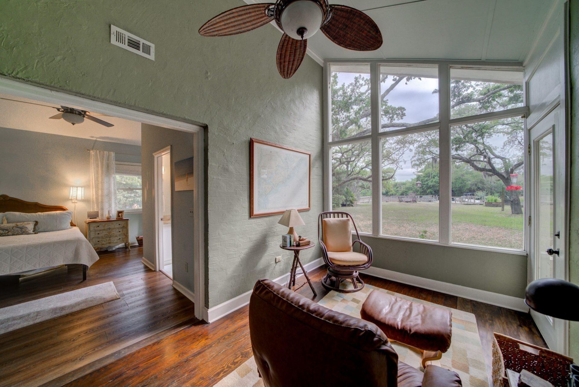 243 Bayview Drive Photo 18