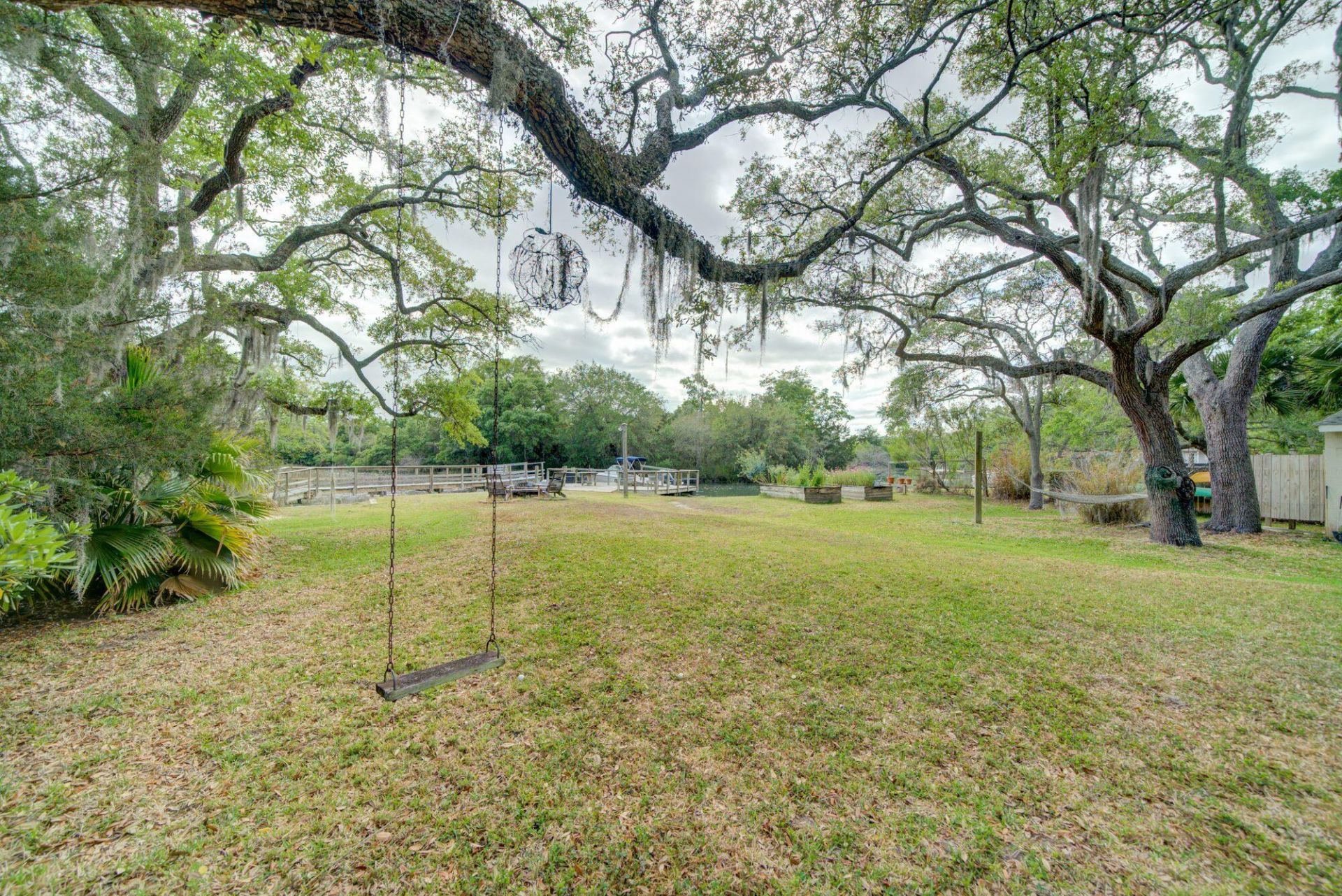 243 Bayview Drive Photo 27