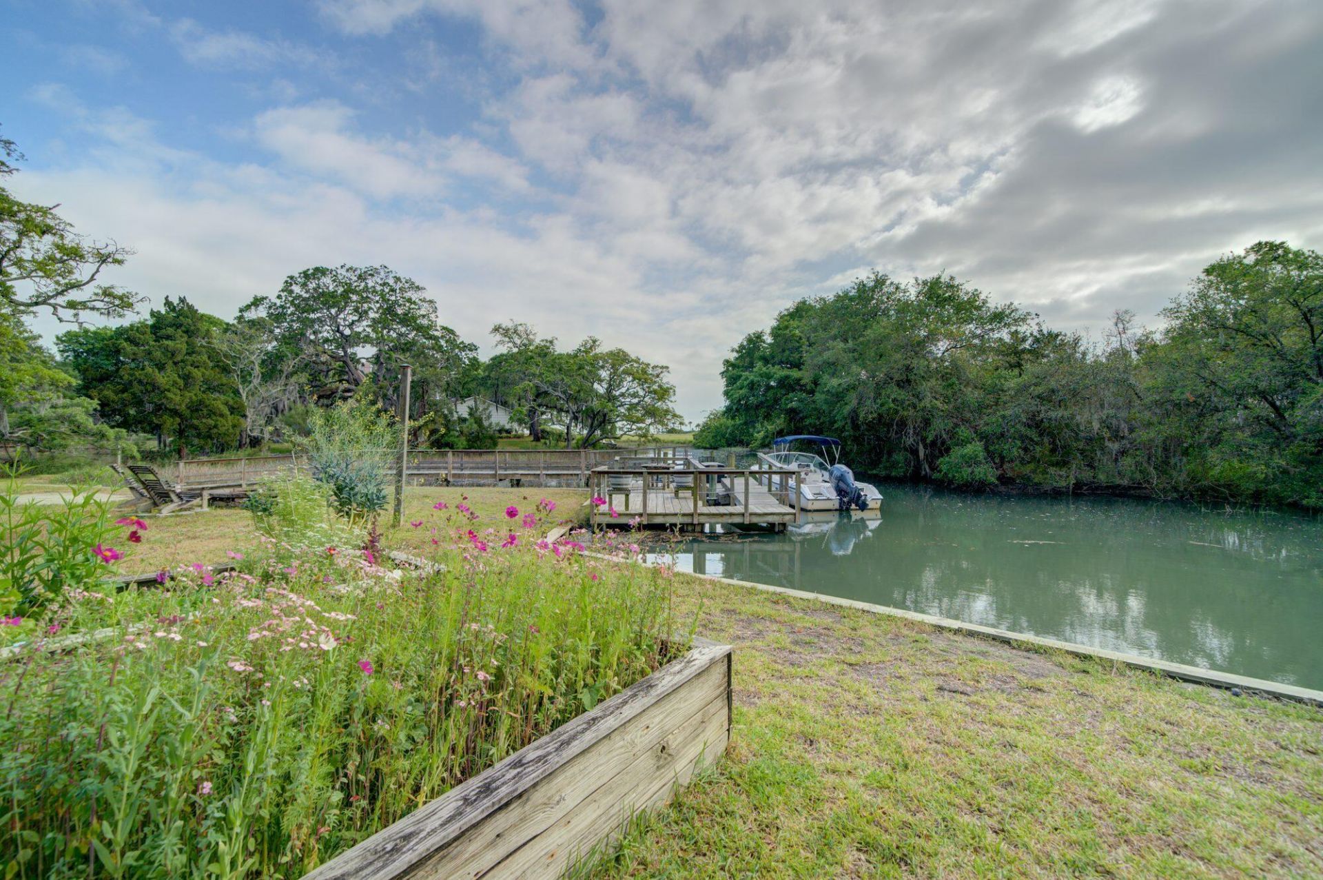 243 Bayview Drive Photo 29