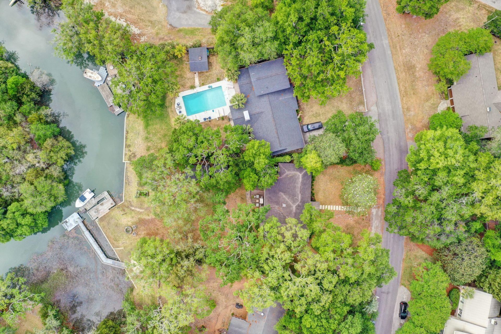 243 Bayview Drive Photo 31