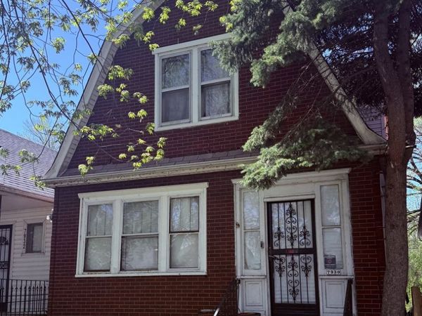 7930 S Muskegon Avenue , Chicago, IL 60617