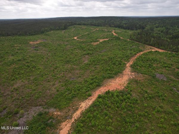 County Road 5223 , Ethel, MS 39067
