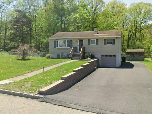 62 Duelk Avenue , Monroe, NY 10950
