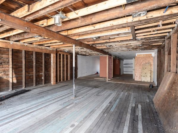 57 N Front Street , Kingston, NY 12401