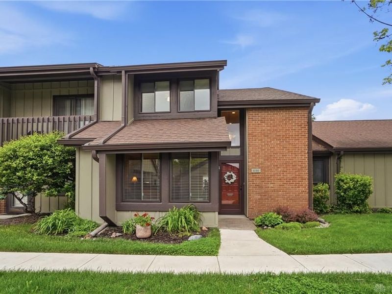 6130 Martingale Lane, Centerville, OH 45459 Photo 3
