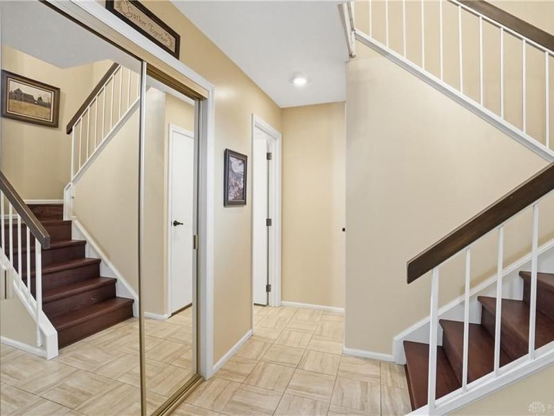 6130 Martingale Lane, Centerville, OH 45459 Photo 5