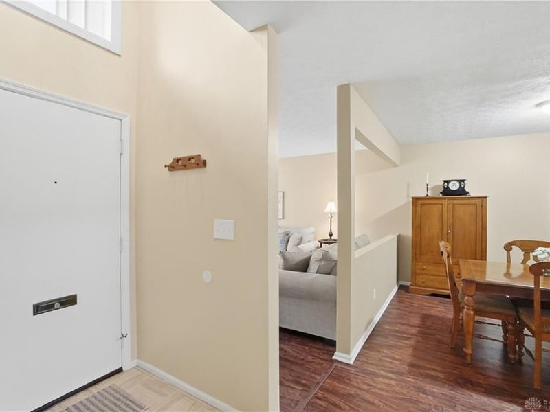 6130 Martingale Lane, Centerville, OH 45459 Photo 8