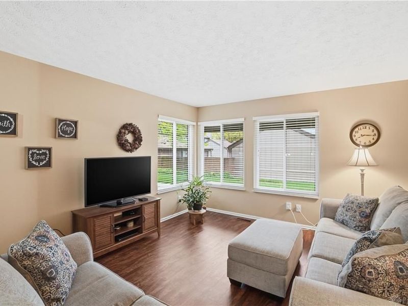 6130 Martingale Lane, Centerville, OH 45459 Photo 9