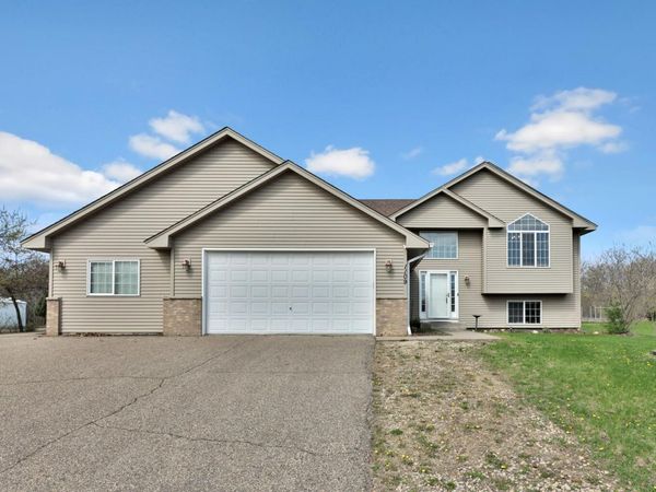 1109 Rum River Drive SW, Isanti, MN 55040
