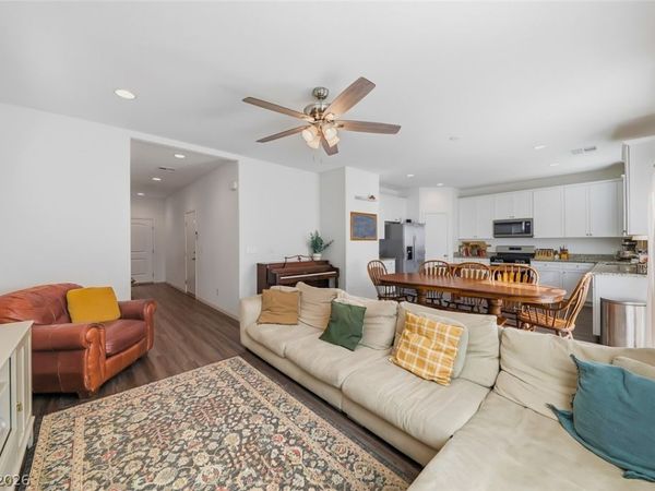 5324 Loxley Court , Las Vegas, NV 89122