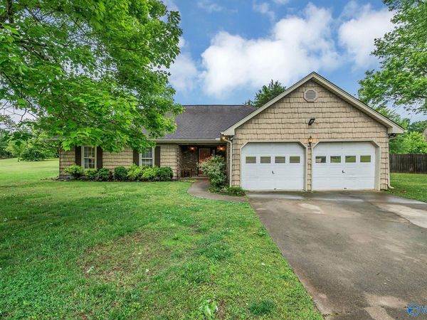 108 Willowvalley Drive, Harvest, AL 35749