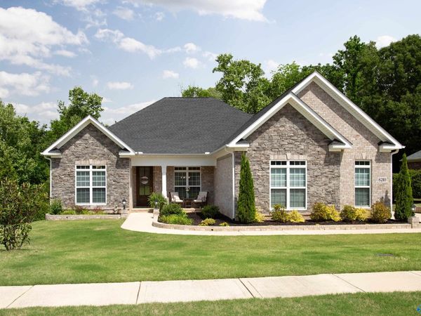 8210 Goose Ridge Drive SE, Owens Cross Roads, AL 35763