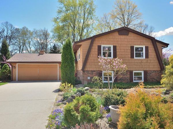 3685 104th STREET, Greenfield, WI 53228