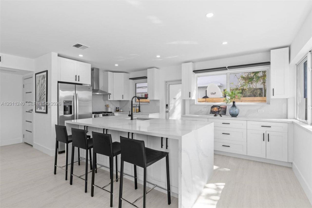 7286 Gary Ave , Miami Beach, FL 33141 Photo