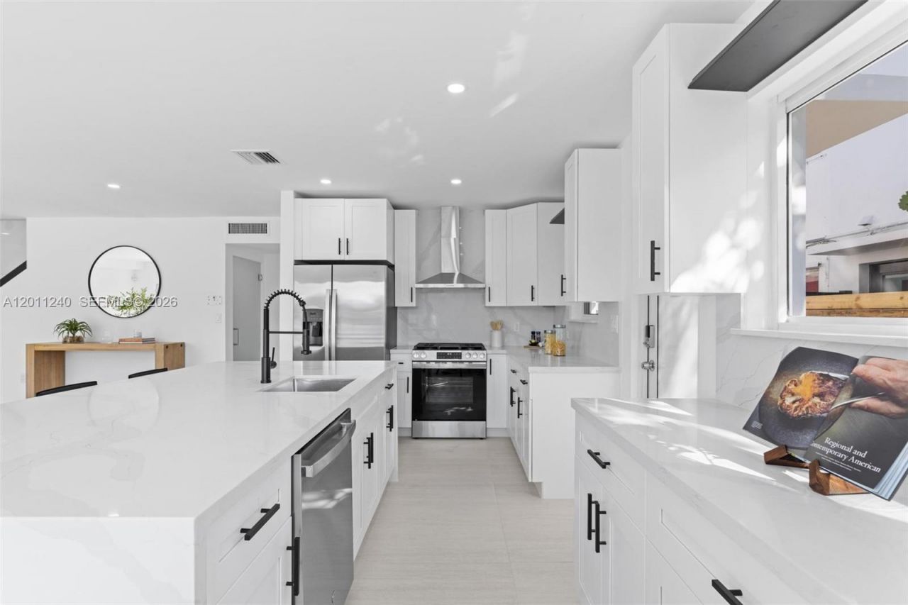 7286 Gary Ave , Miami Beach, FL 33141 Photo