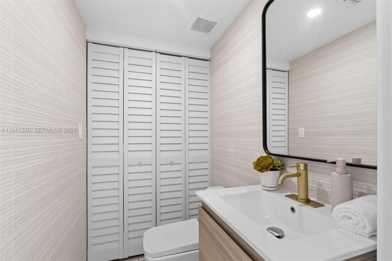 7286 Gary Ave , Miami Beach, FL 33141 Photo