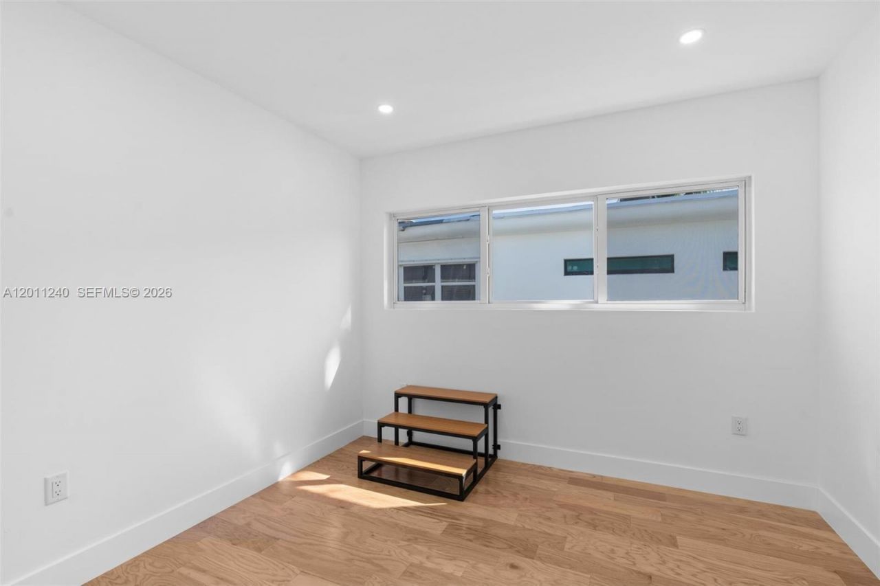 7286 Gary Ave , Miami Beach, FL 33141 Photo