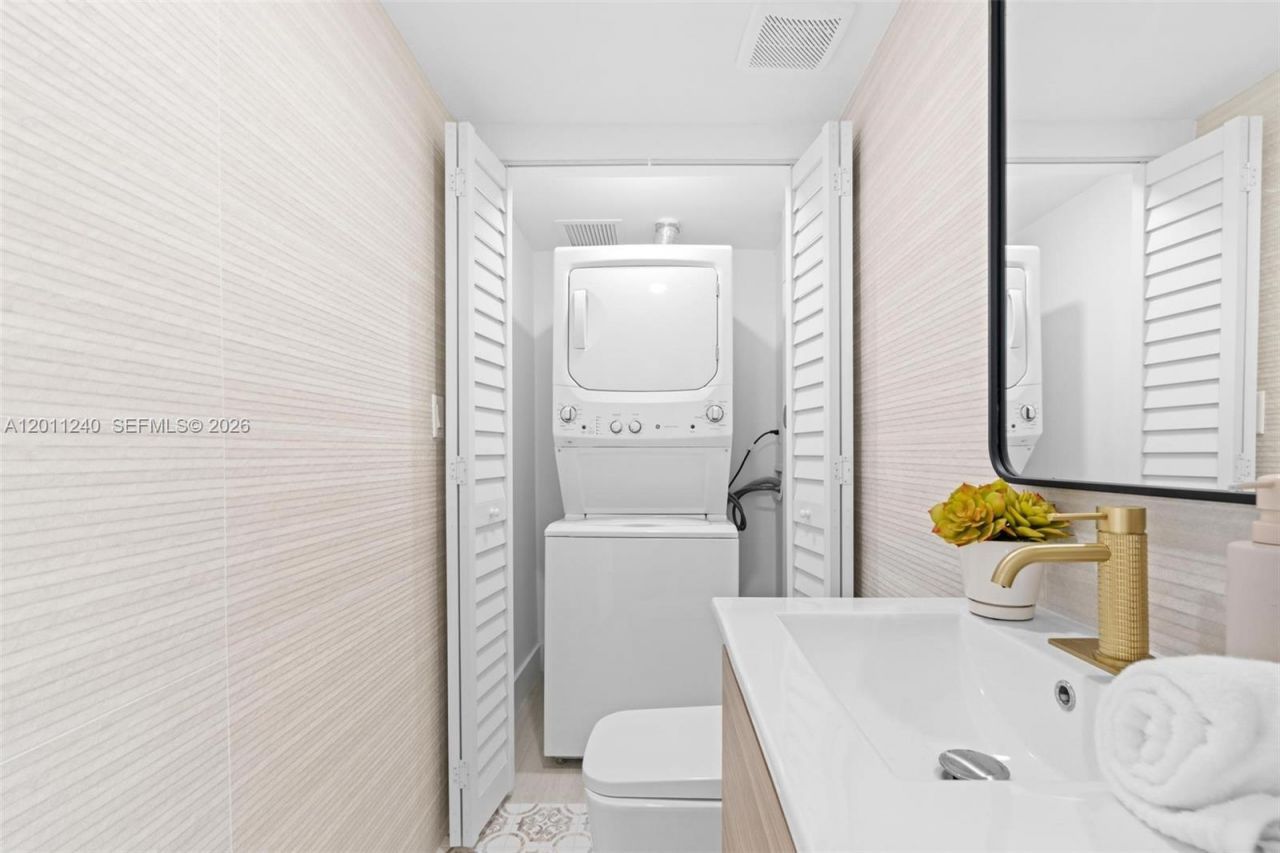 7286 Gary Ave , Miami Beach, FL 33141 Photo