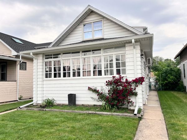 5628 W Eastwood Avenue , Unit GR, Chicago, IL 60630