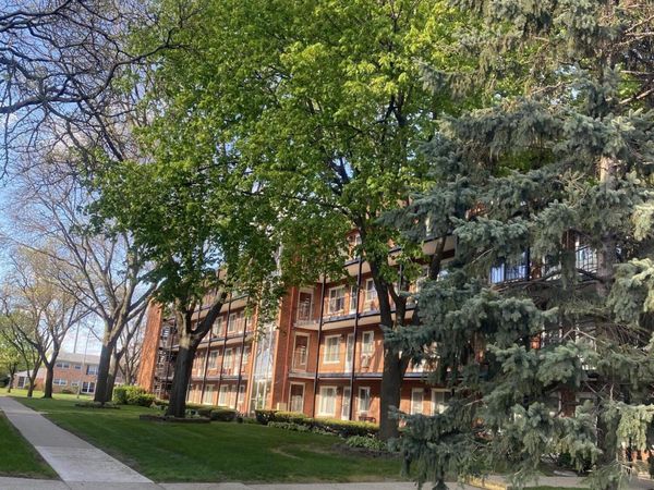 2915 W 13 Mile Road, Unit 209, Royal Oak, MI 48073