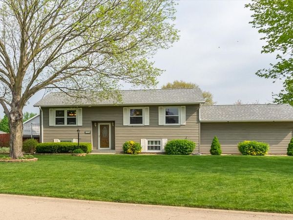1047 E Market Street , Hennepin, IL 61327