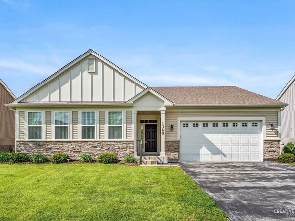 1368 Hearthstone Lane , North Aurora, IL 60542