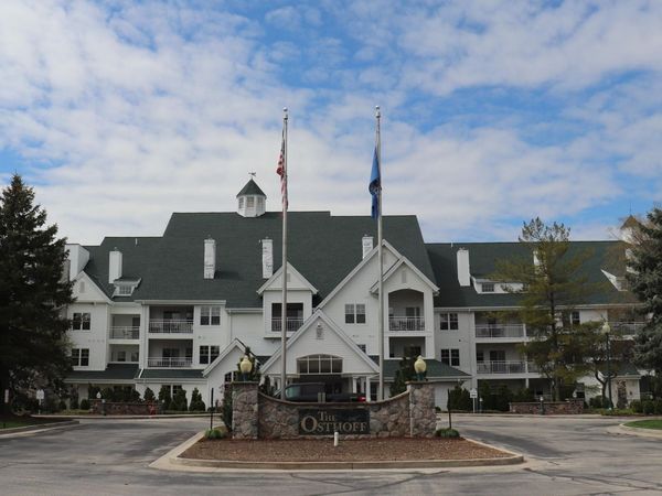 101 Osthoff Ave, Unit 342, Elkhart Lake, WI 53020