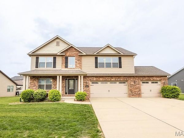 2662 London Lane , Belleville, IL 62221