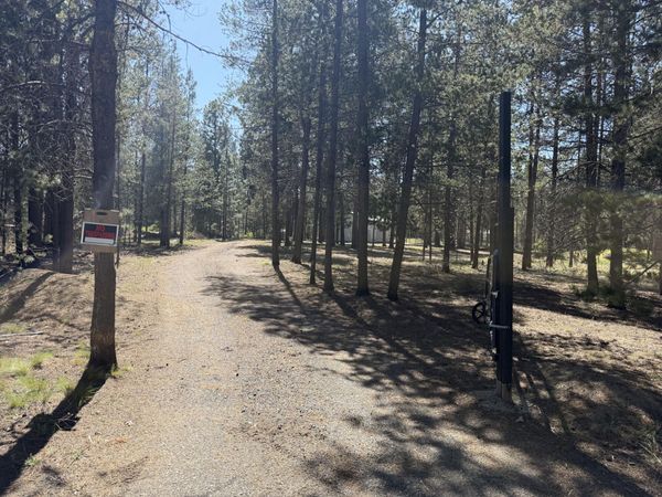 51377 Mitchell Road, La Pine, OR 97739