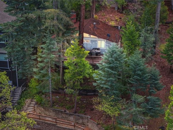 535 Sunderland Court, Lake Arrowhead, CA 92352