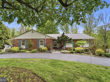 1811 SHARON ROAD, JENKINTOWN, PA 19046
