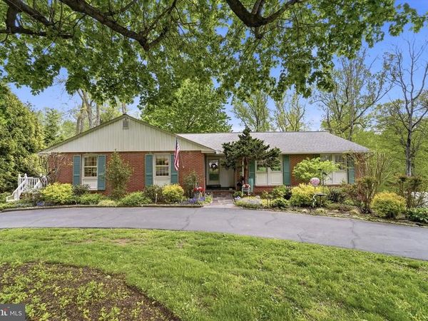 1811 SHARON ROAD, JENKINTOWN, PA 19046