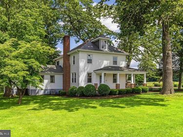 41 SEAYS , DILLWYN, VA 23936