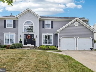 19 ANNAPOLIS DRIVE, MARLTON, NJ 08053