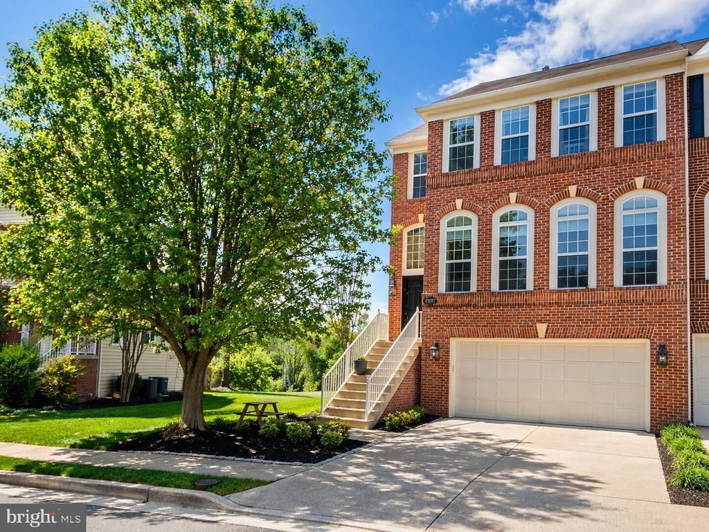 43097 Northlake Overlook Terrace, Leesburg, VA 20176 Main Photo