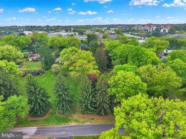 BEACH FARM ROAD, LEMOYNE, PA 17043
