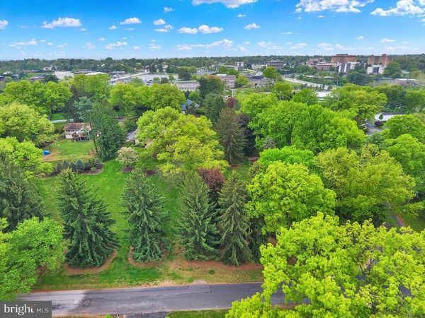 BEACH FARM ROAD , LEMOYNE, PA 17043