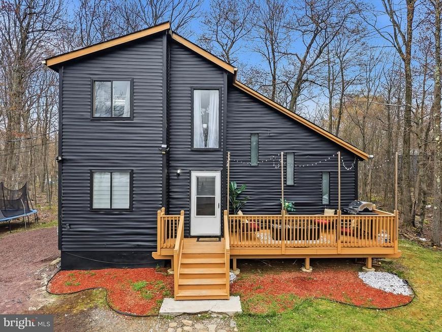 9196 Buttonwood Court , Tobyhanna, PA 18466 Main Photo