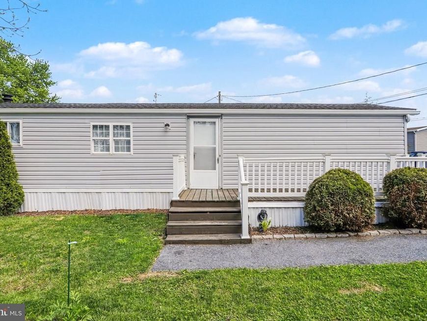 326 Don Drive, New Holland, PA 17557 Main Photo