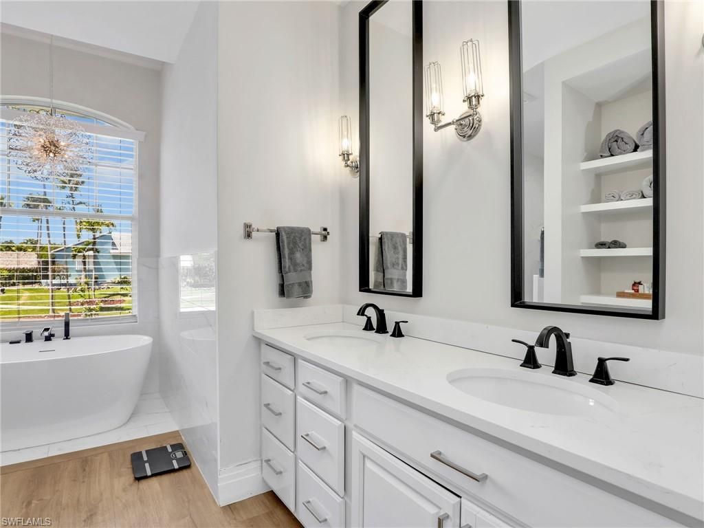 419 Spinnaker Dr, Marco Island, FL 34145 Photo