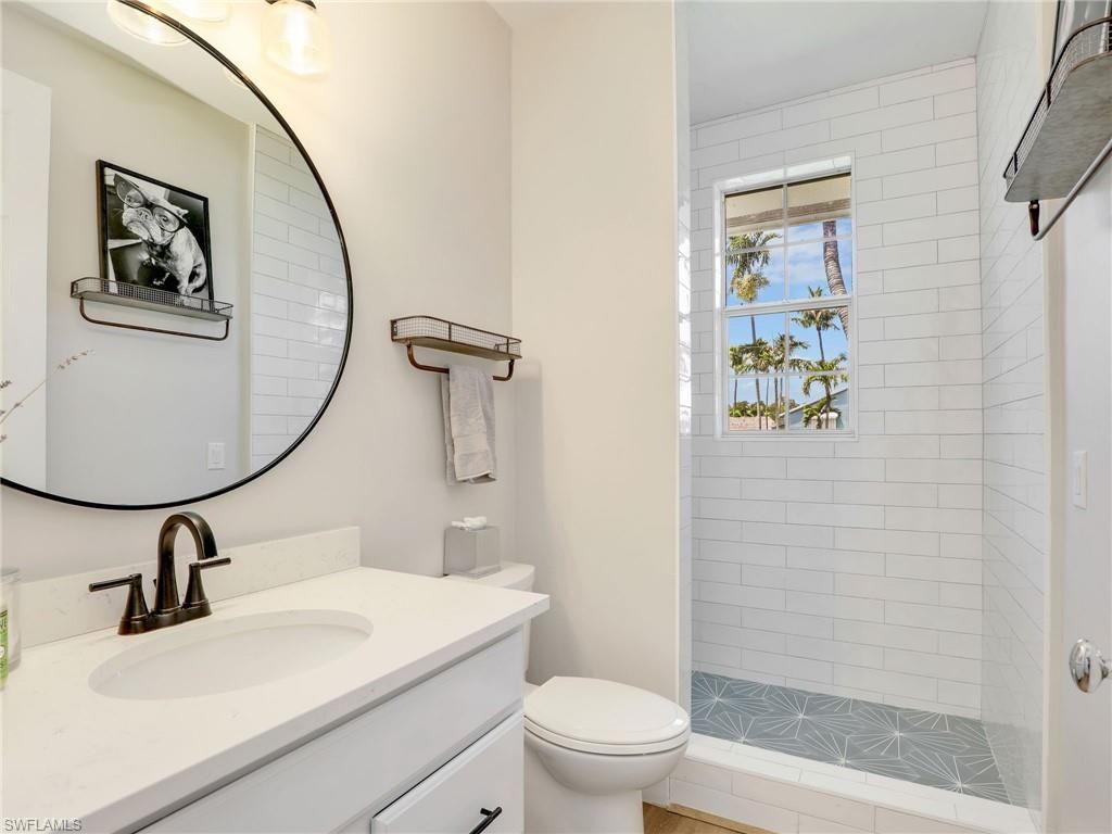 419 Spinnaker Dr, Marco Island, FL 34145 Photo