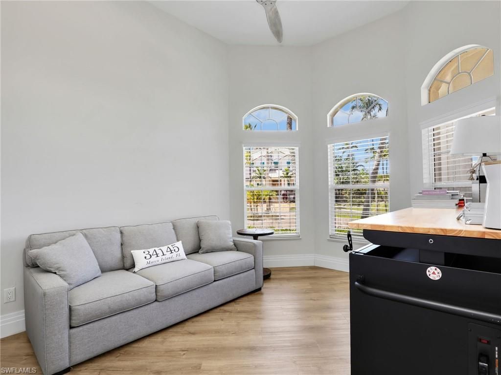 419 Spinnaker Dr, Marco Island, FL 34145 Photo