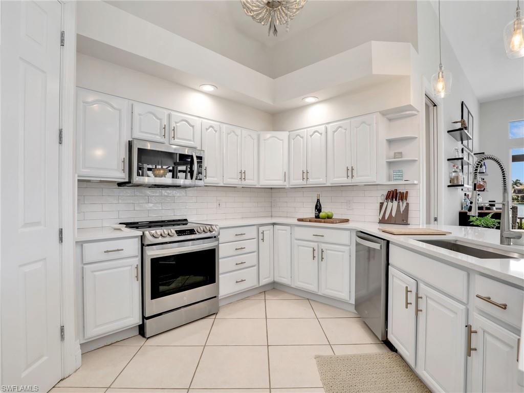 419 Spinnaker Dr, Marco Island, FL 34145 Photo