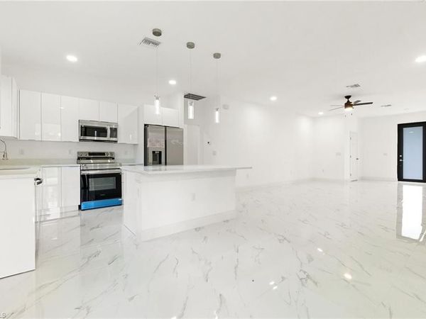 2803 E 13th ST , LEHIGH ACRES, FL 33972