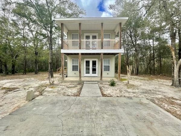 140 Hickory Loop Drive, Freeport, FL 32439
