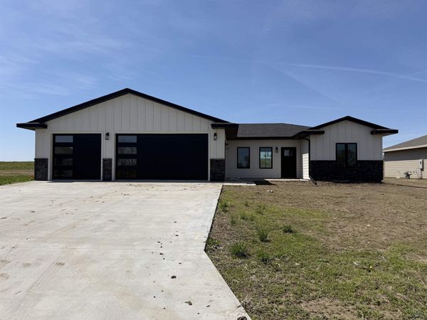 603 Mill Pond Road, Rock Rapids, IA 51246