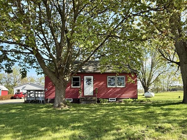 8403 E Highway 67, Clinton, WI 53525